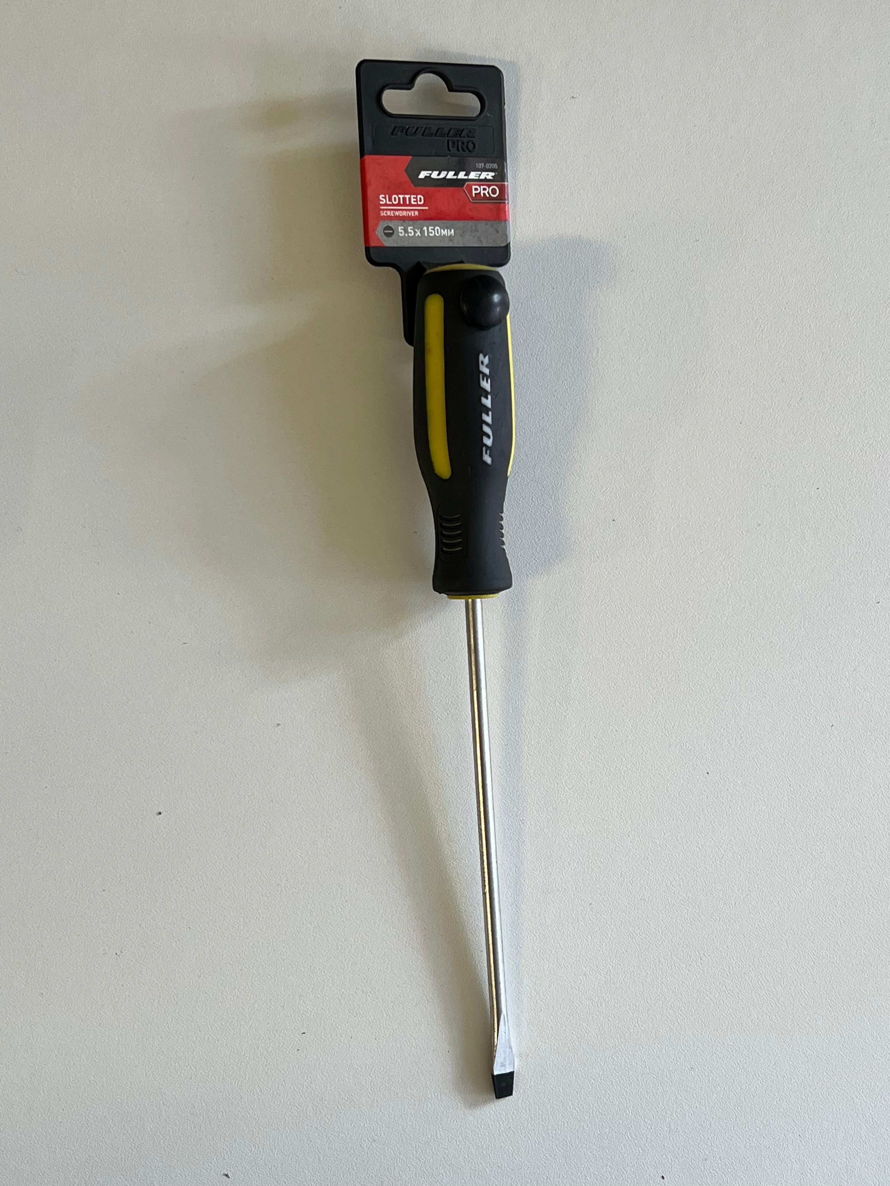 Fuller Pro Slotted Screwdriver 5.5 x 150mm