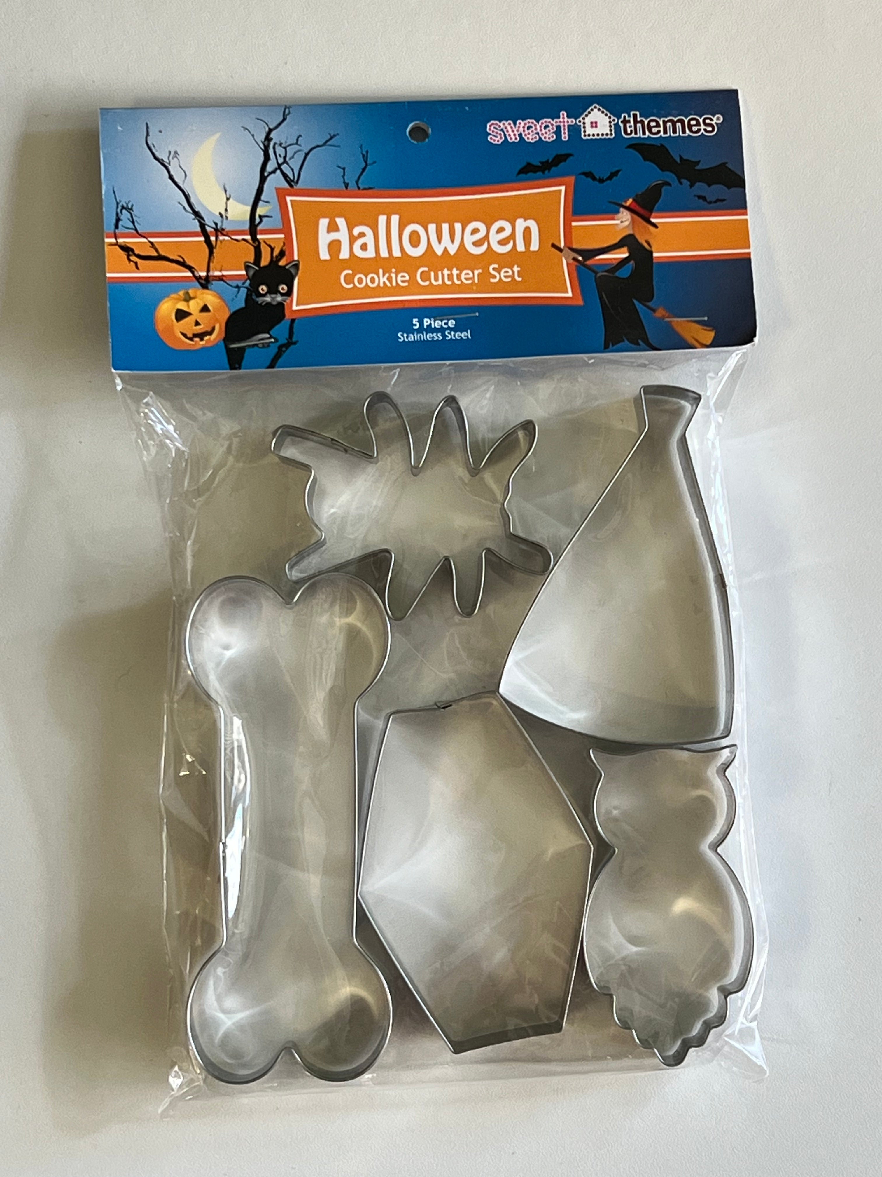 Sweet Themes Halloween Cookie Cutter Set